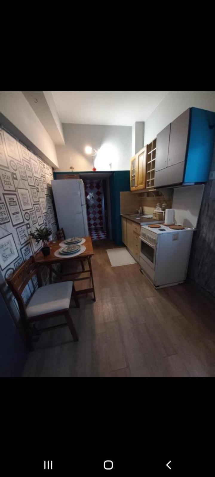 Appartement Μέντα 1 à Kalamata Extérieur photo